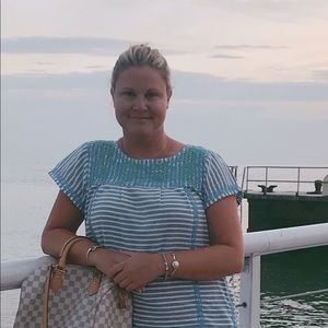 Meet your Posher, Beth anne